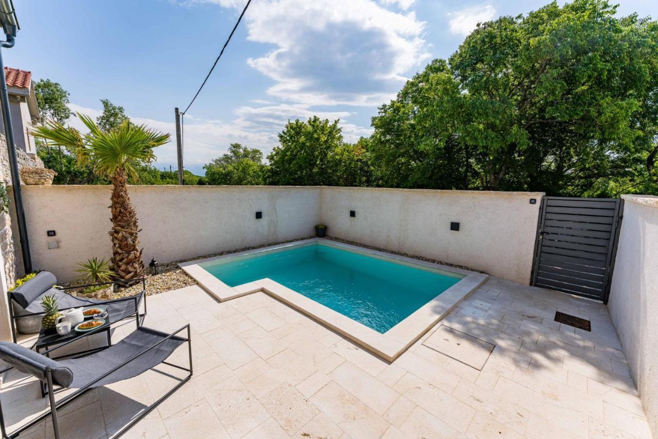 Stone House With Pool Poeta Villa Pridraga Exteriör bild